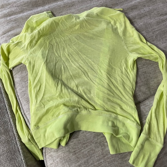 NWT, Areopostale, neon green sweater. - Picture 3 of 5